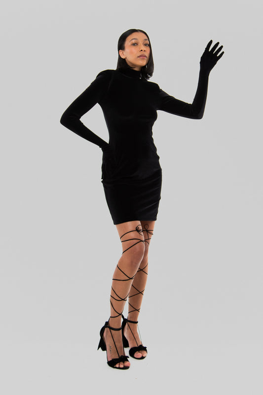 VESTIDO DE VELUDO PRETO